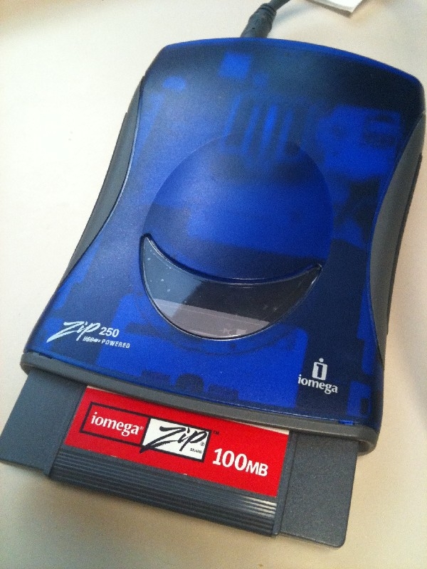 ZIP 250 USB Drive